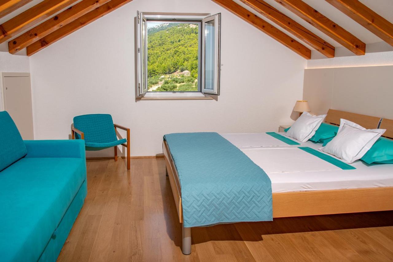 Villa Franka With Swimming Pool 波尔 外观 照片