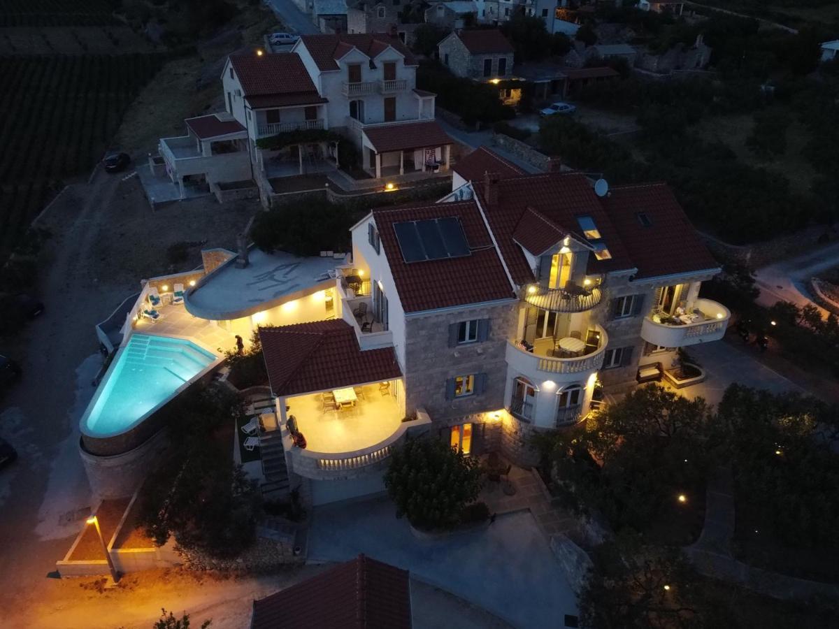 Villa Franka With Swimming Pool 波尔 外观 照片