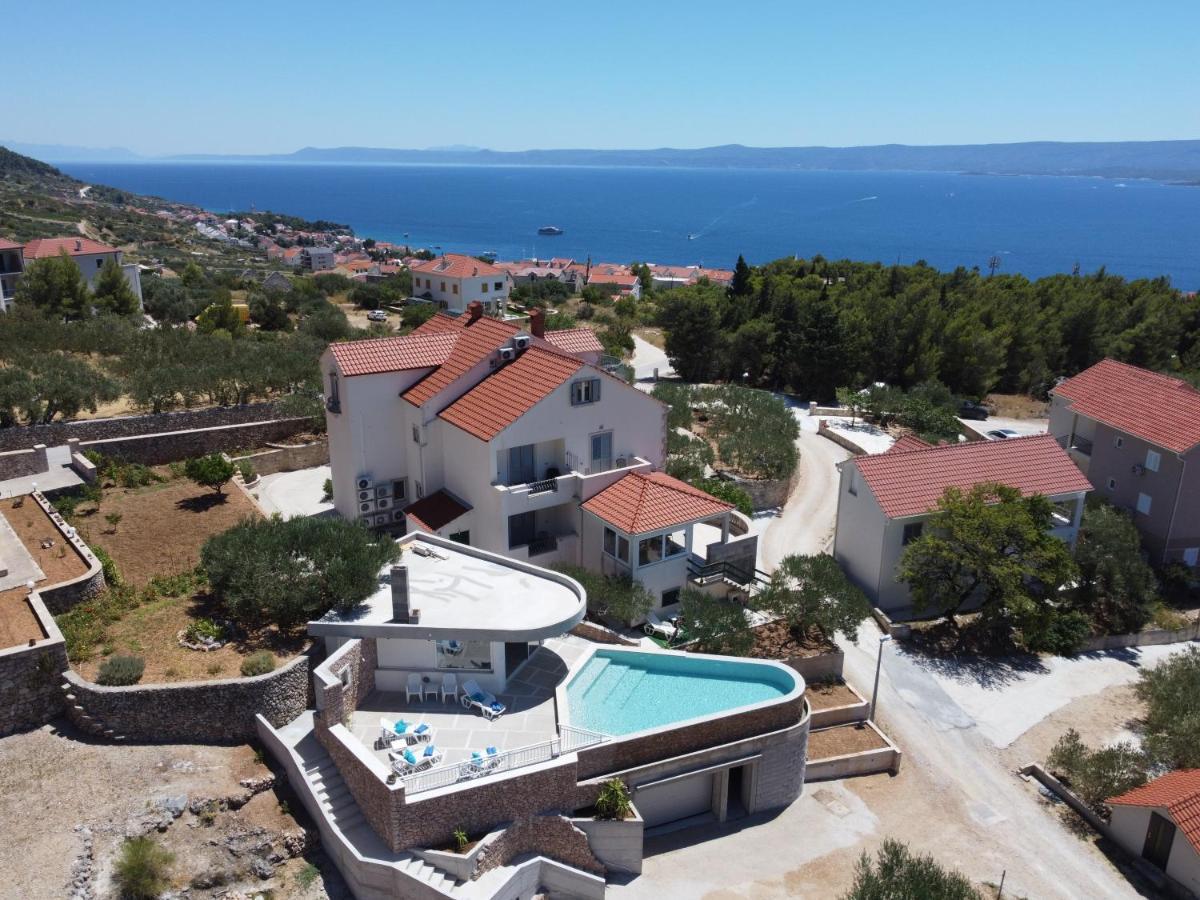 Villa Franka With Swimming Pool 波尔 外观 照片