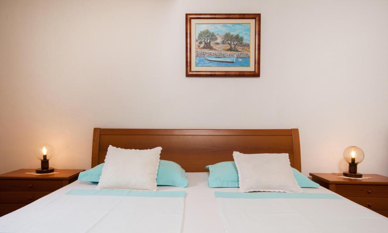 Villa Franka With Swimming Pool 波尔 外观 照片